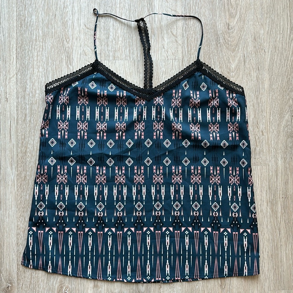 Jessica Simpson top